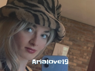 Arialove19