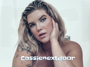 Cassienextdoor