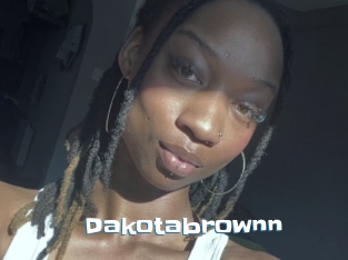 Dakotabrownn