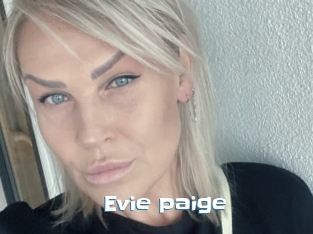 Evie_paige