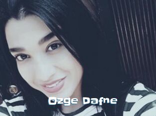 Ozge_Dafne